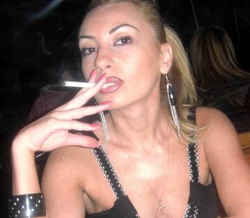 Public Photo of divinaa